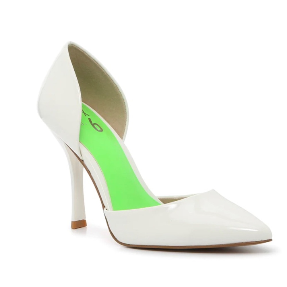 Mix No.6 Woman’s Dawnira Pumps Size 6M